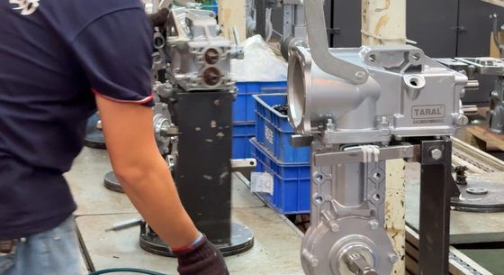 Diseño de motor eléctrico con engranaje de gusano de micro alto par con caja de engranajes de ángulo derecho